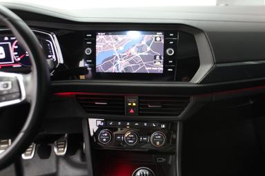 Volkswagen Jetta 2019 - Thumbnail 20