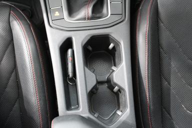 Volkswagen Jetta 2019 - Thumbnail 27