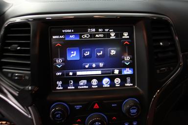 Jeep Grand Cherokee 2017 - Thumbnail 24