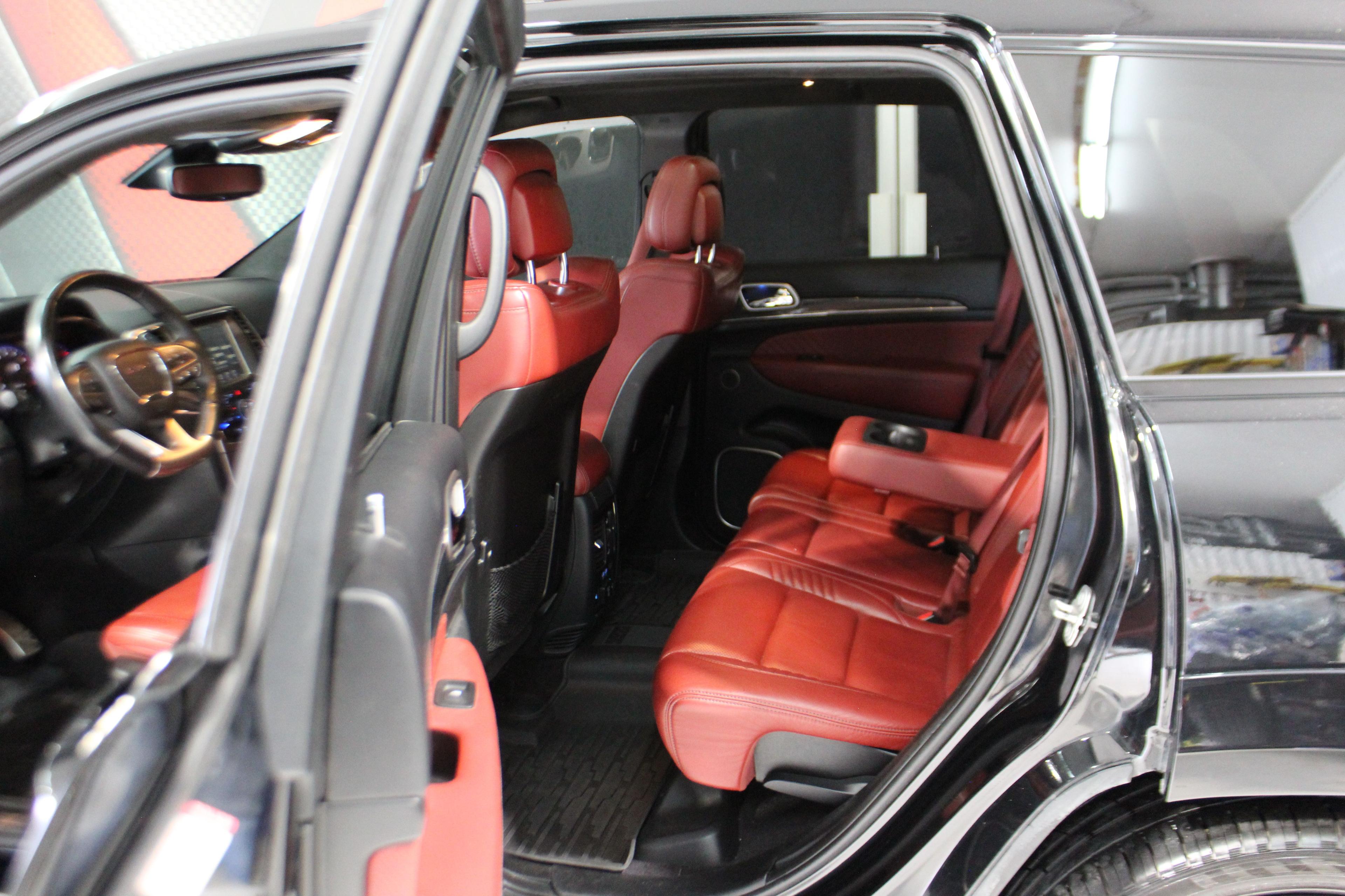 Jeep Grand Cherokee 2017 - Image 30