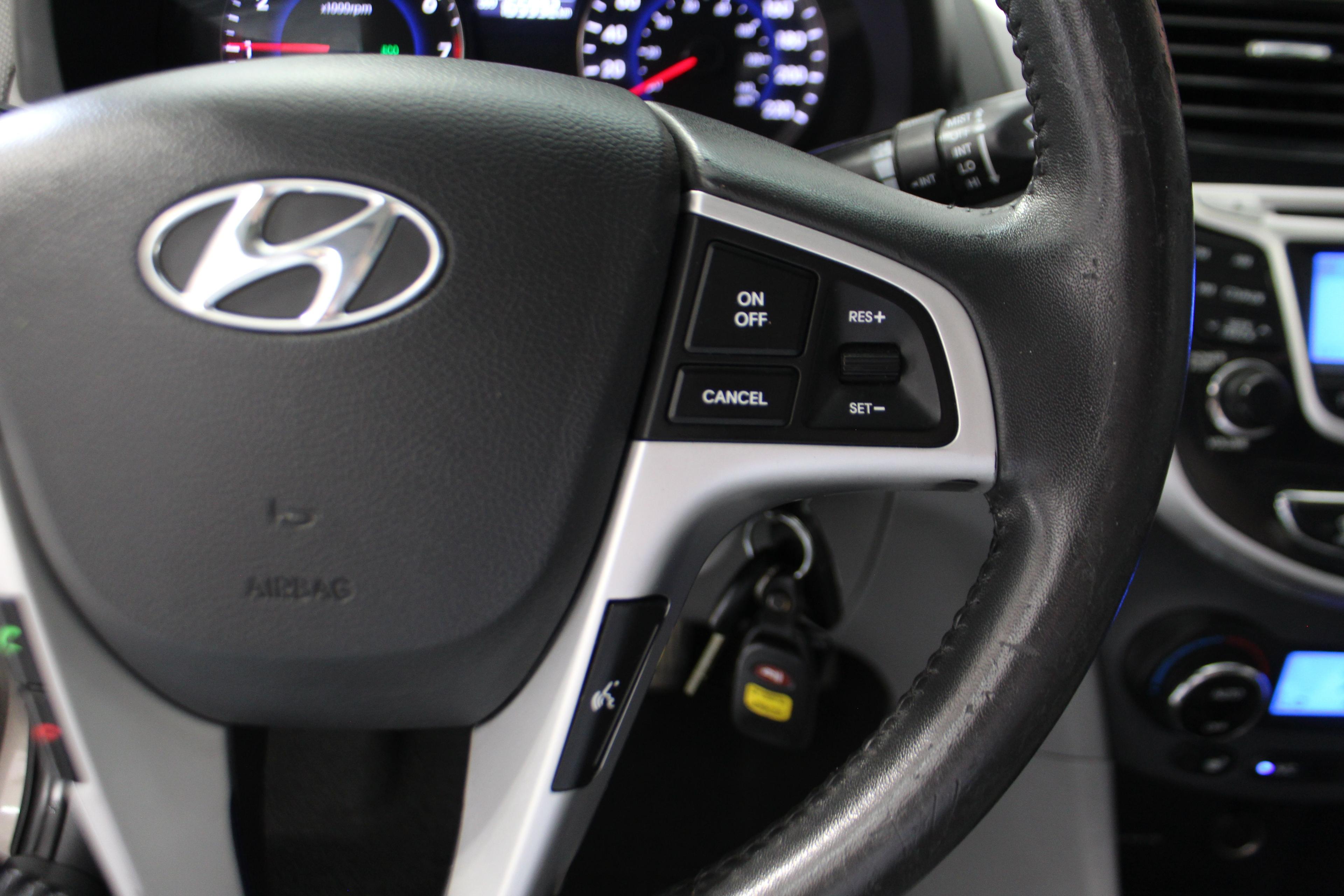 Hyundai Accent 2013 - Image 16