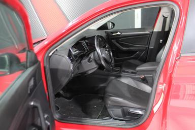 Volkswagen Jetta 2019 - Thumbnail 11