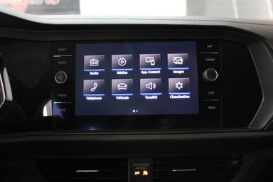 Volkswagen Jetta 2019 - Thumbnail 21