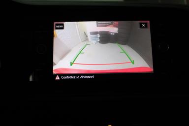 Volkswagen Jetta 2019 - Thumbnail 23