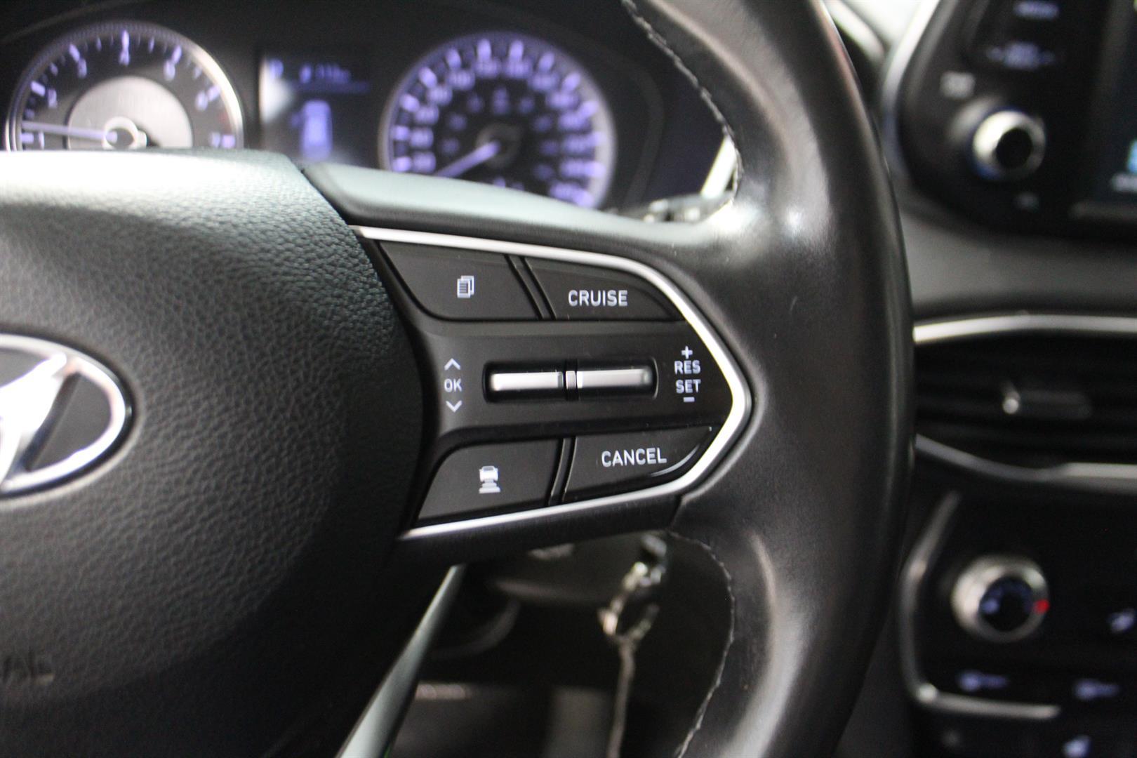 Hyundai Santa Fe 2019 - Image 12