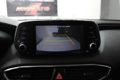 Hyundai Santa Fe 2019 - Thumbnail 16