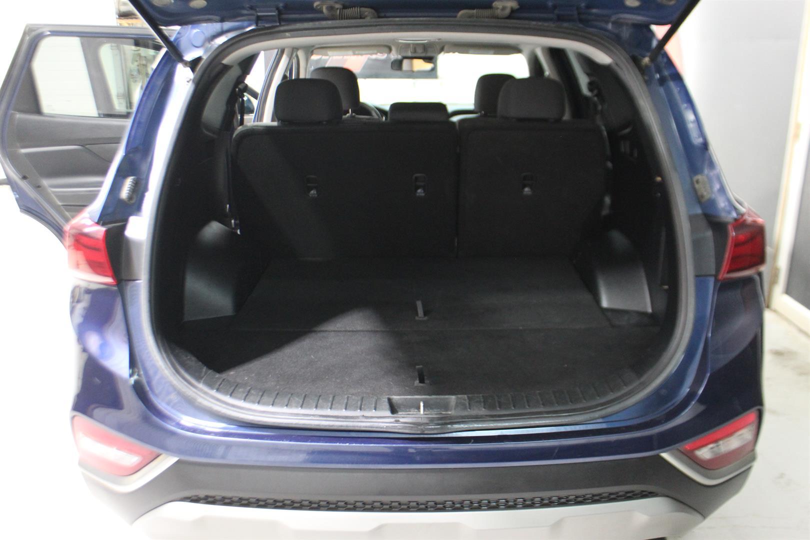 Hyundai Santa Fe 2019 - Image 23