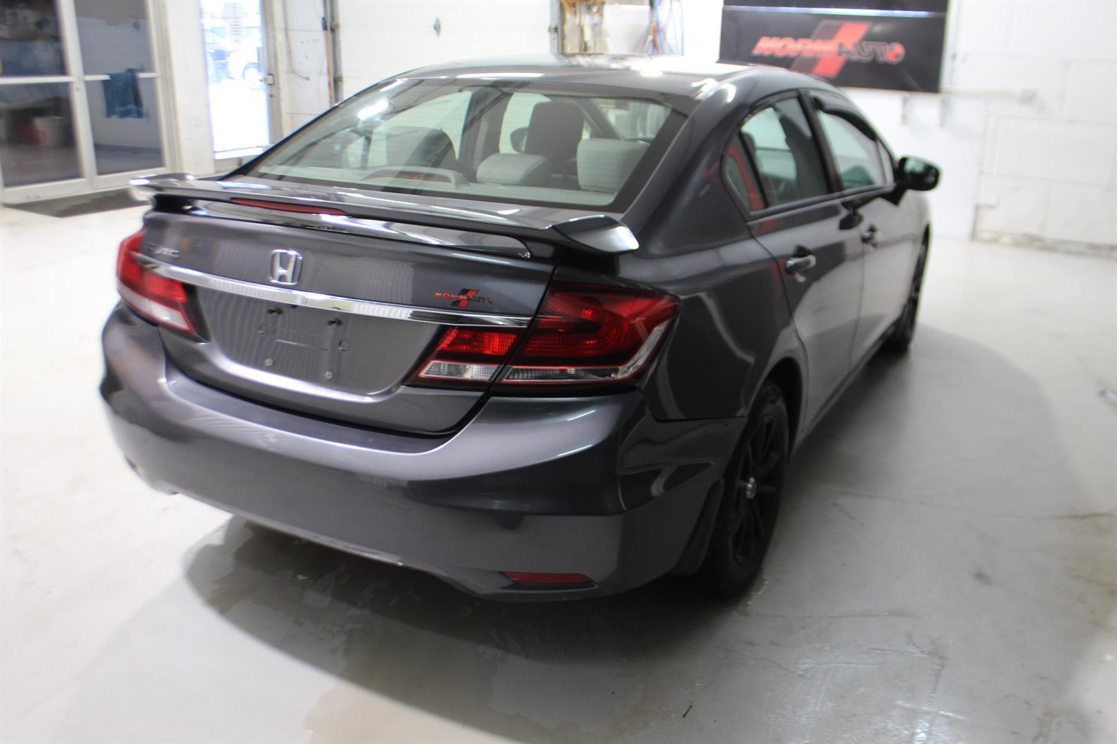 Honda Civic 2015 - Image 6