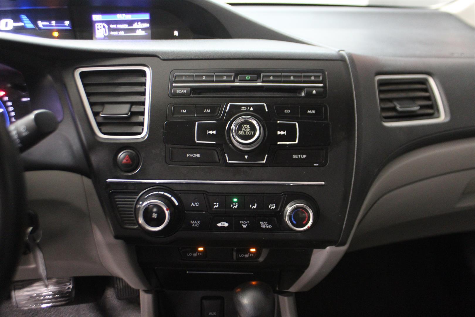 Honda Civic 2015 - Image 21