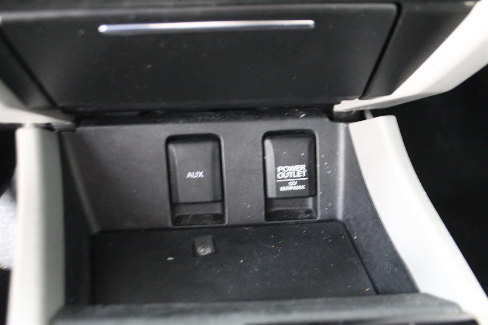 Honda Civic 2015 - Image 23