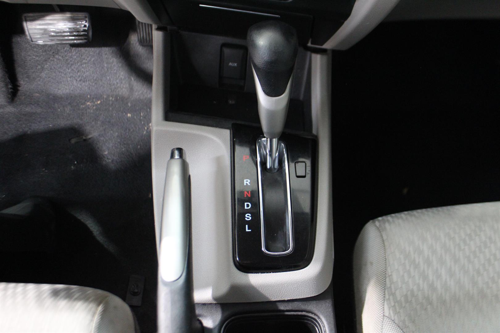 Honda Civic 2015 - Image 24