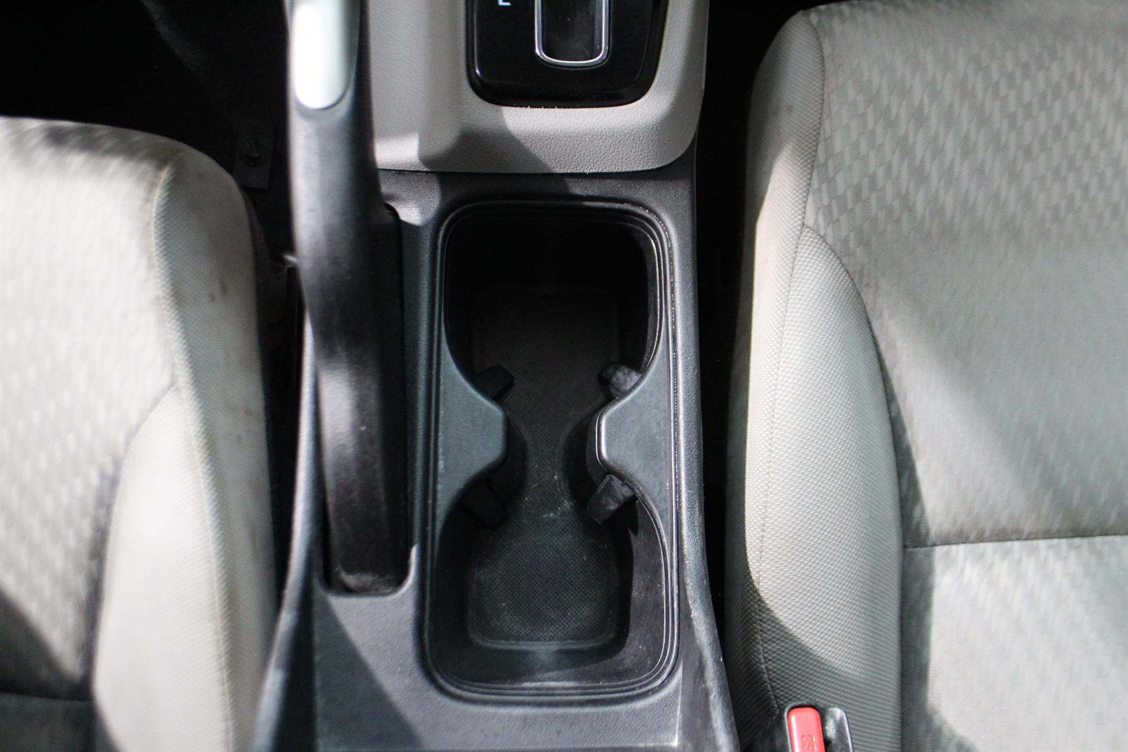 Honda Civic 2015 - Image 25