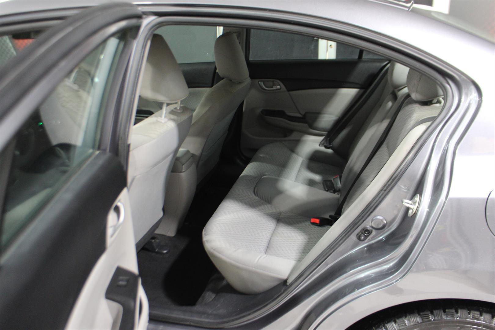 Honda Civic 2015 - Image 26