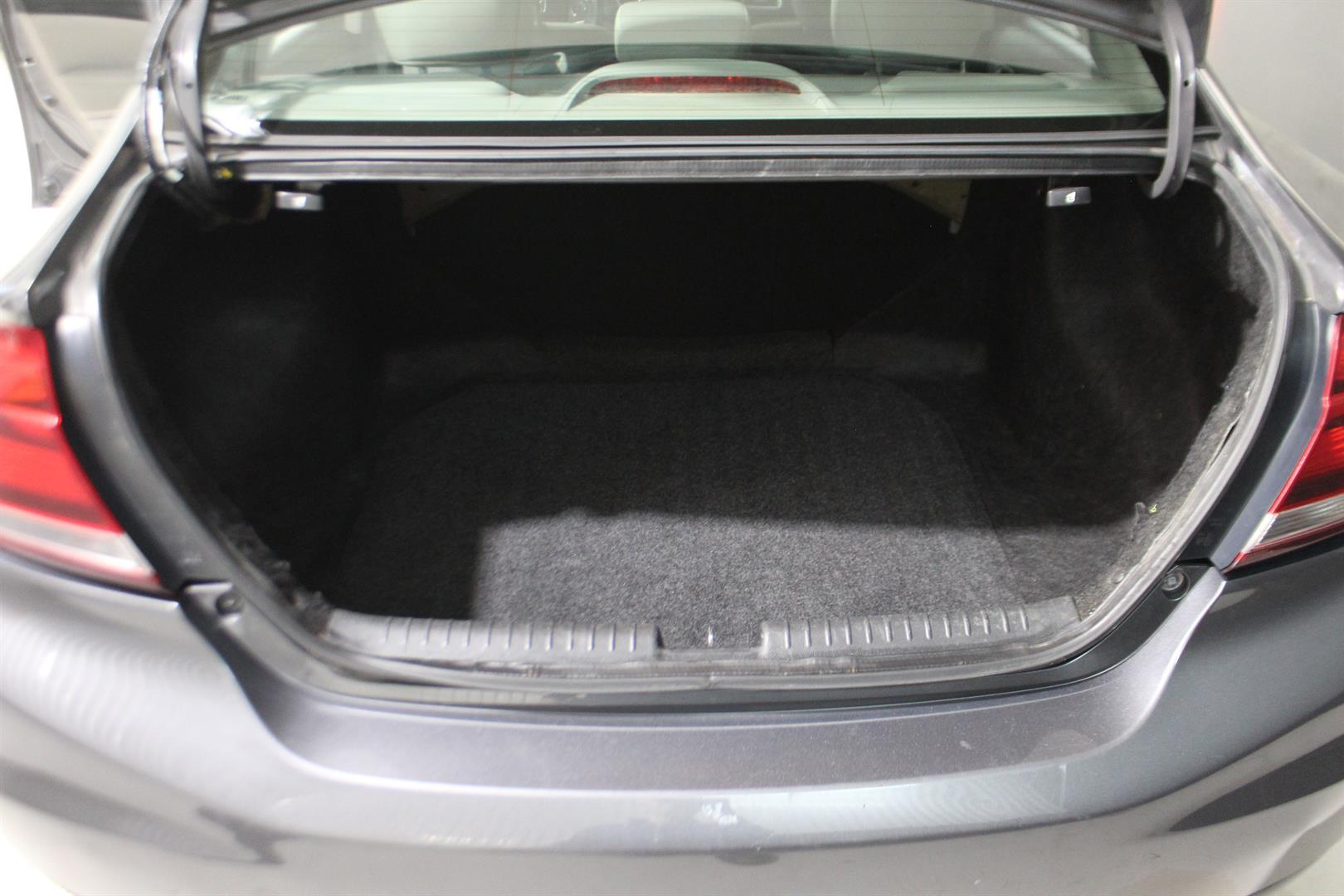 Honda Civic 2015 - Image 27