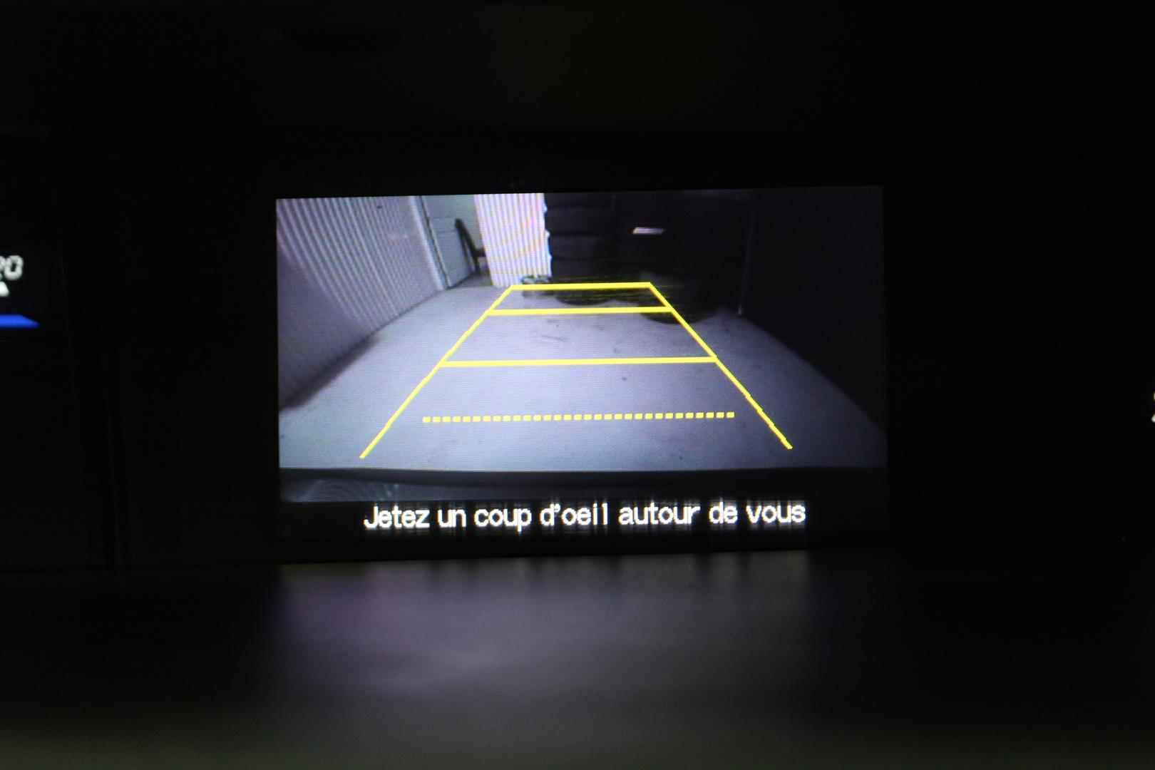 Honda Civic 2015 - Image 20