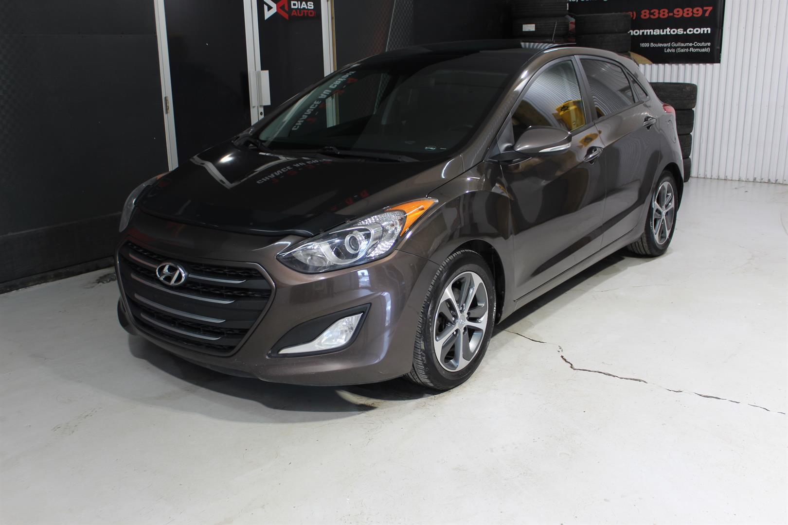 Hyundai Elantra Gt 2016 - Image 3