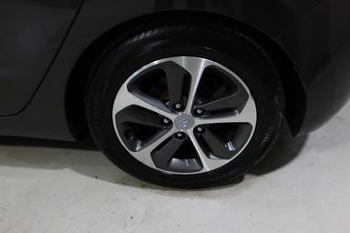 Hyundai Elantra Gt 2016 - Thumbnail 9