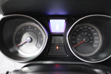 Hyundai Elantra Gt 2016 - Thumbnail 19