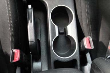 Hyundai Elantra Gt 2016 - Thumbnail 25