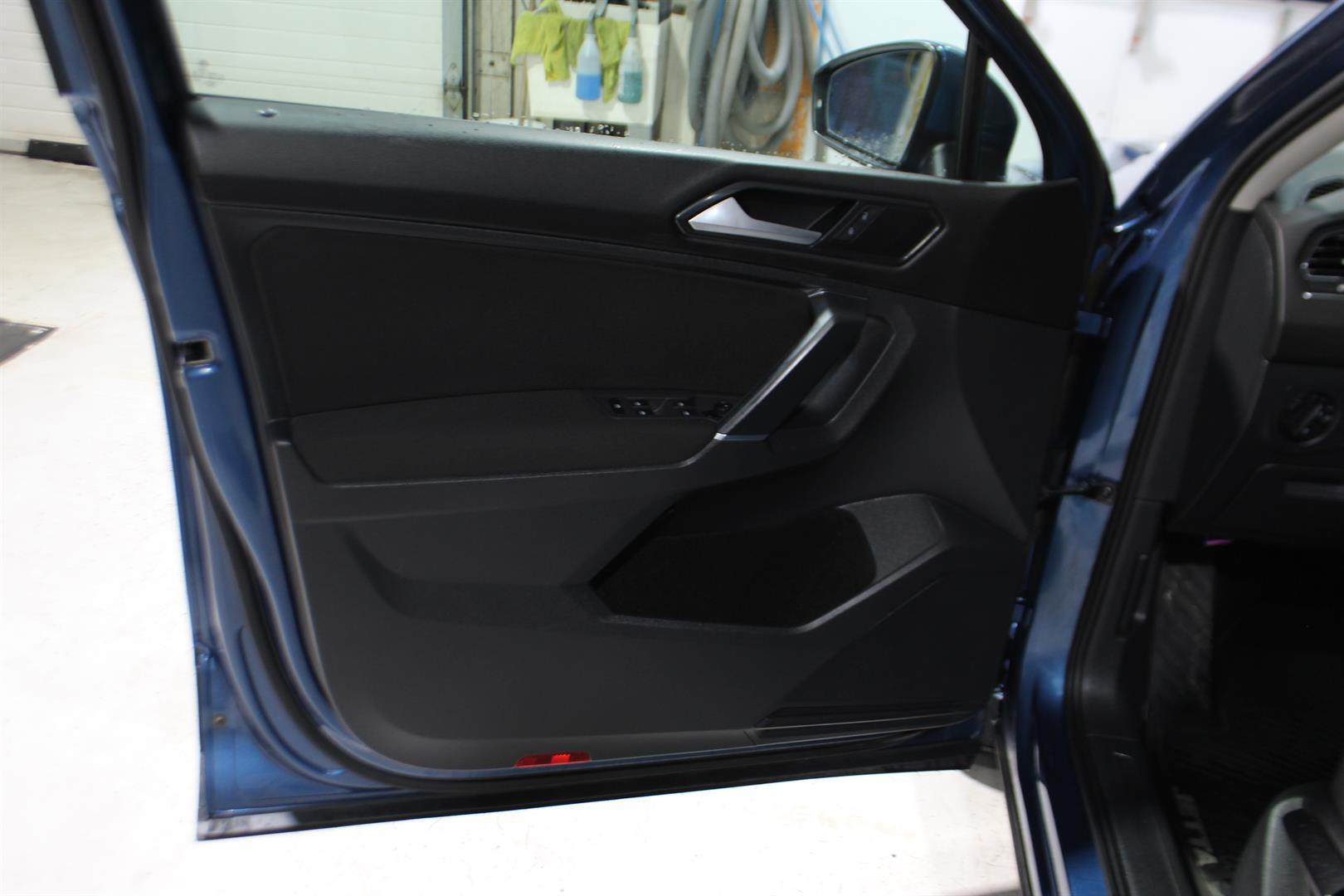 Volkswagen Tiguan 2018 - Image 10