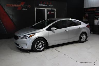 Kia Forte 2017 - Thumbnail 2