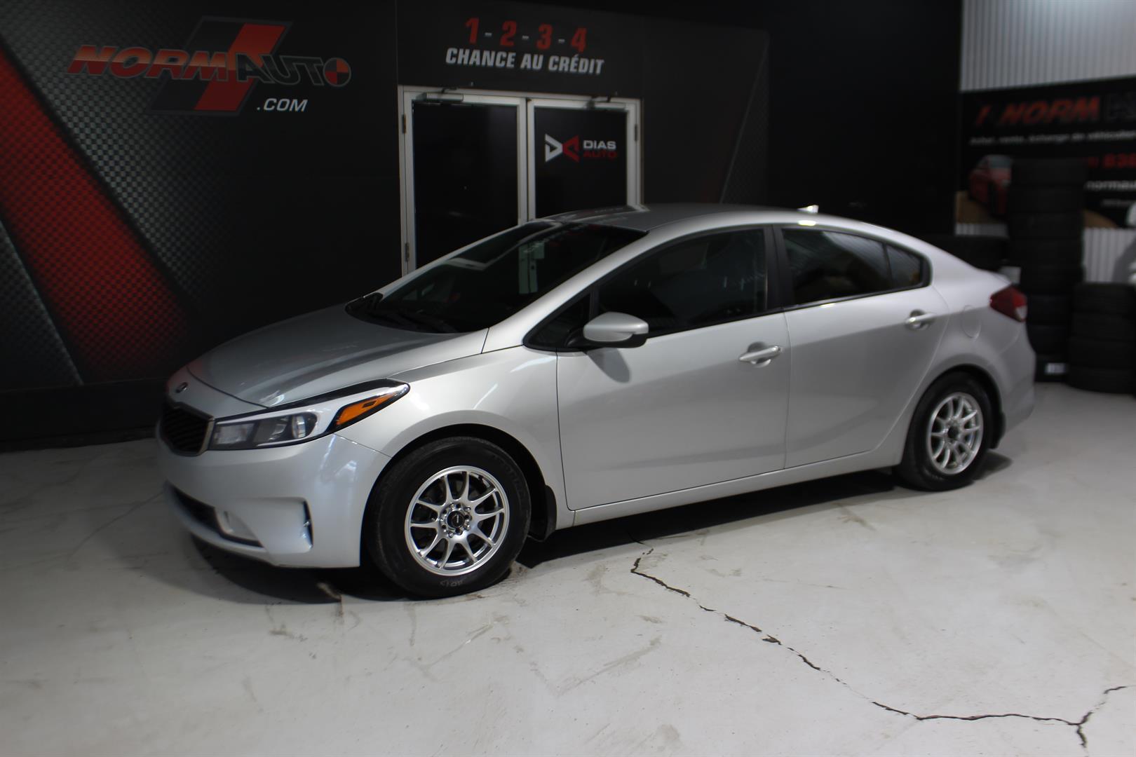 Kia Forte 2017 - Image 2