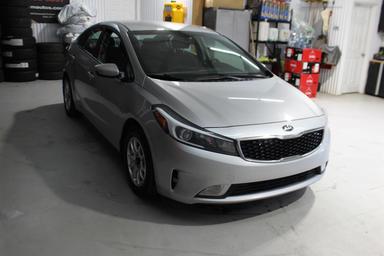 Kia Forte 2017 - Thumbnail 5