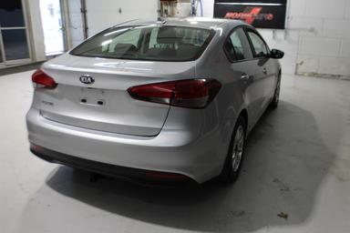 Kia Forte 2017 - Thumbnail 6