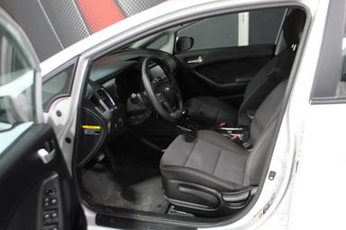 Kia Forte 2017 - Thumbnail 10