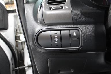 Kia Forte 2017 - Thumbnail 11