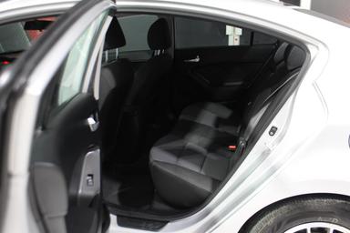 Kia Forte 2017 - Thumbnail 23
