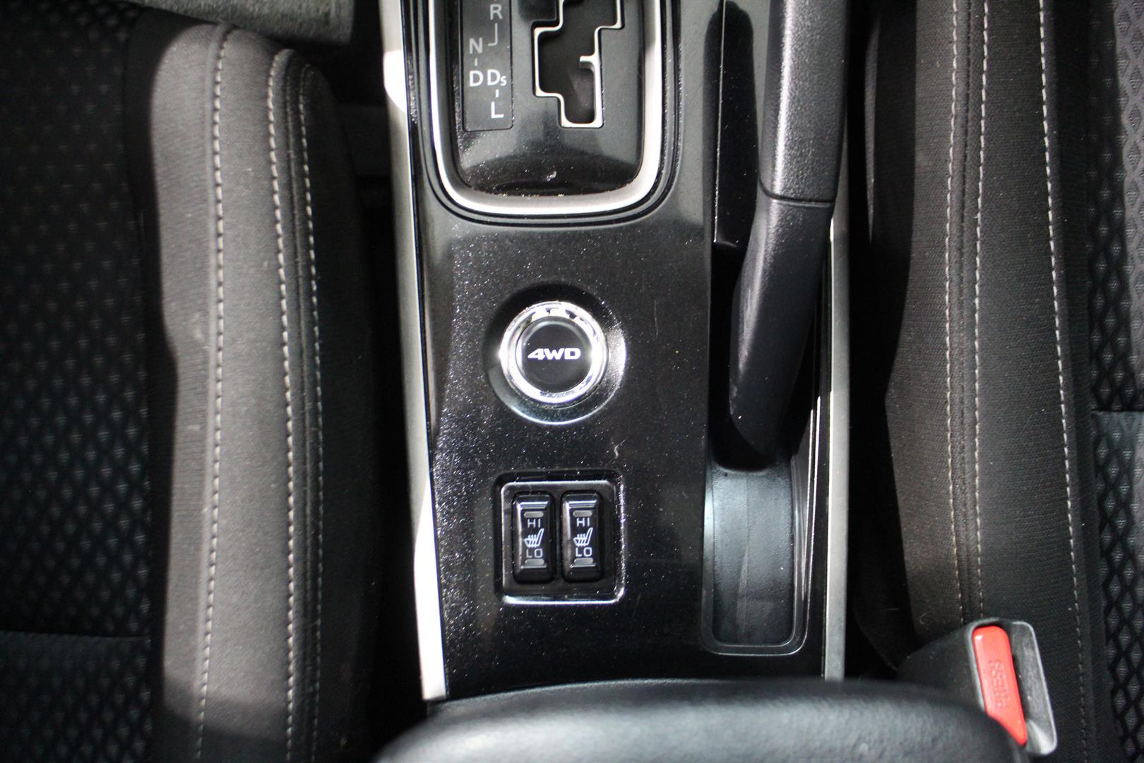 Mitsubishi Outlander 2017 - Image 22