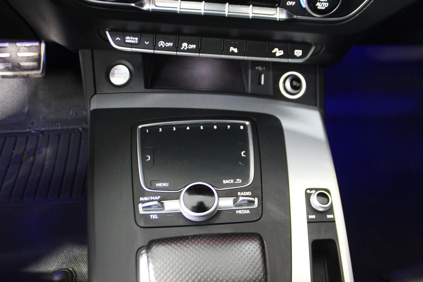 Audi Q5 2018 - Image 26