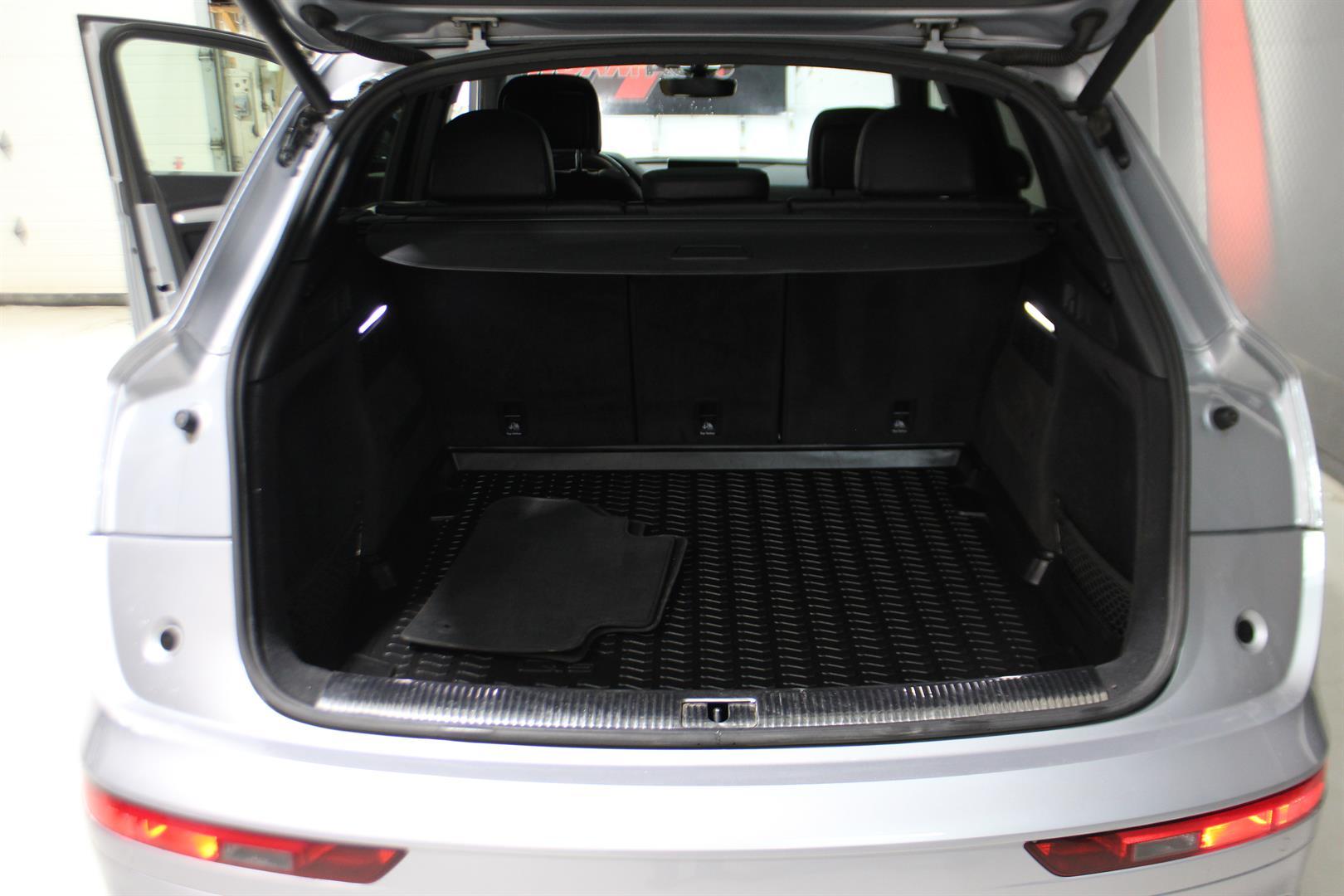 Audi Q5 2018 - Image 31