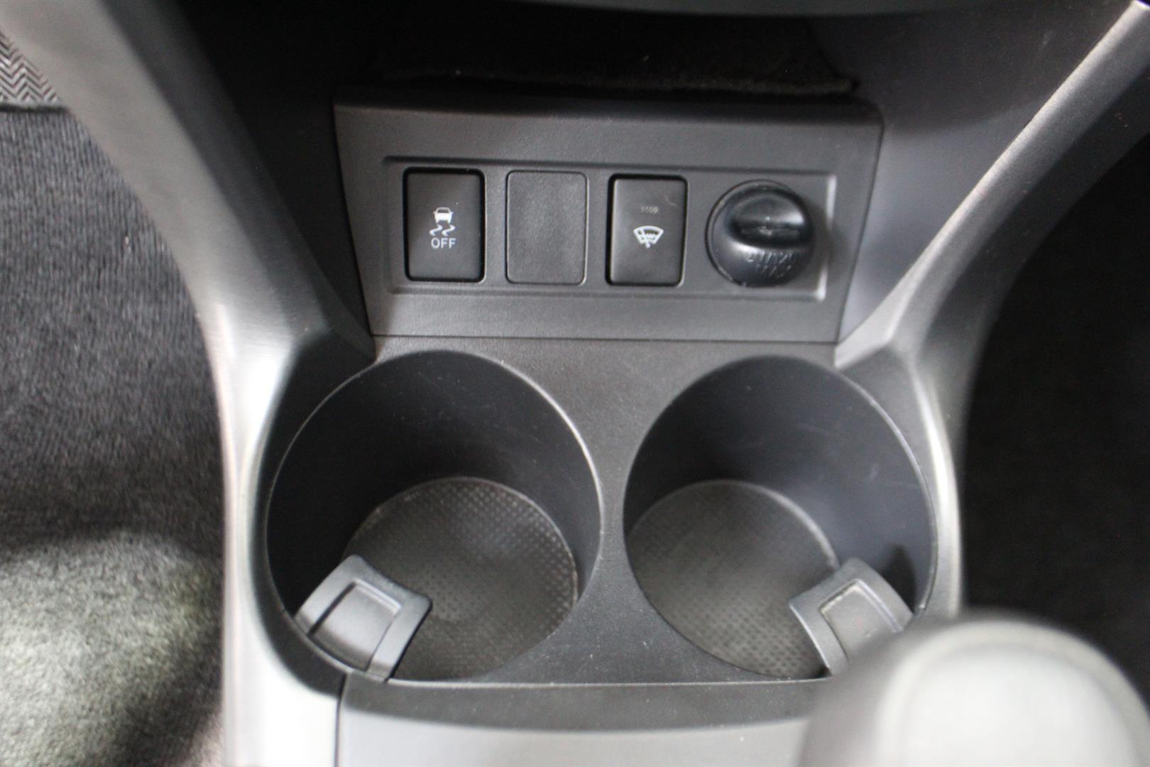 Toyota RAV4 2012 - Image 20