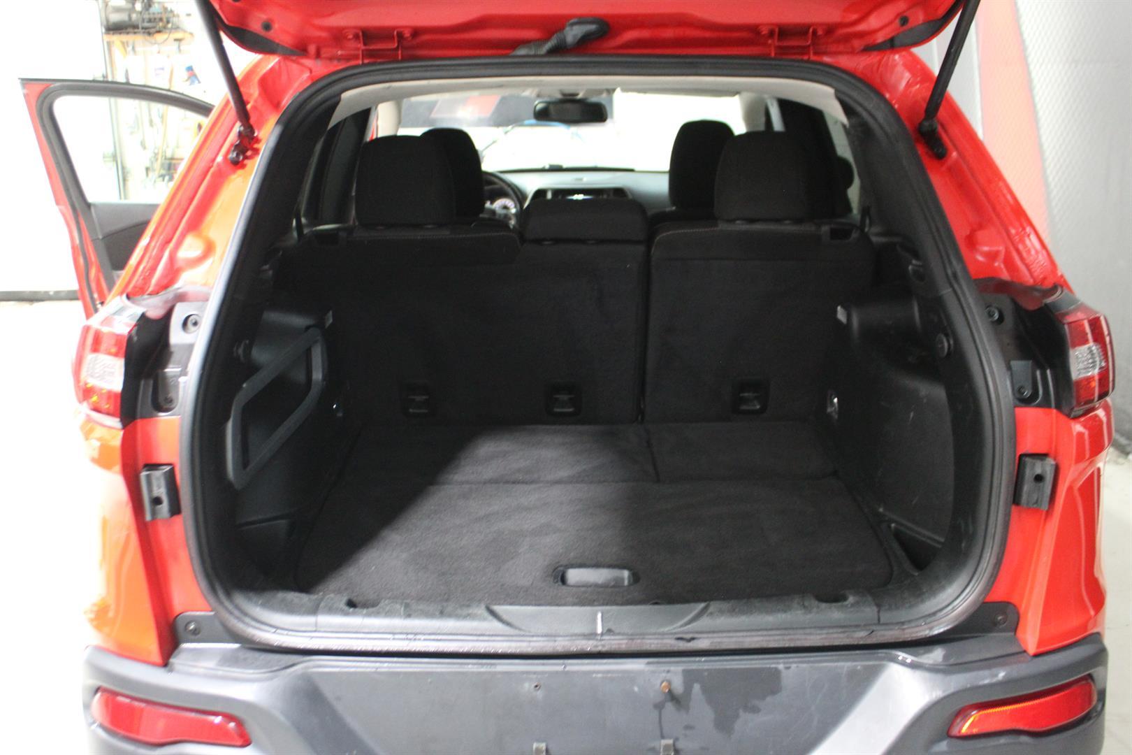 Jeep Cherokee 2018 - Image 26