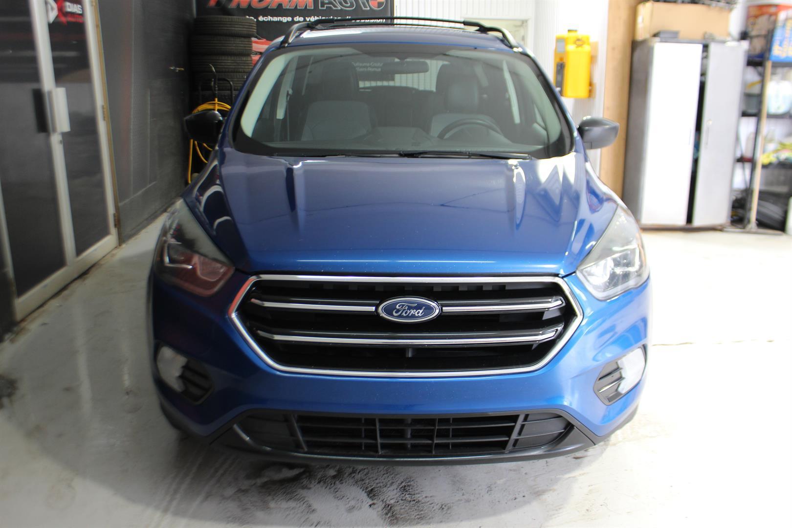 Ford Escape 2019 - Image 4