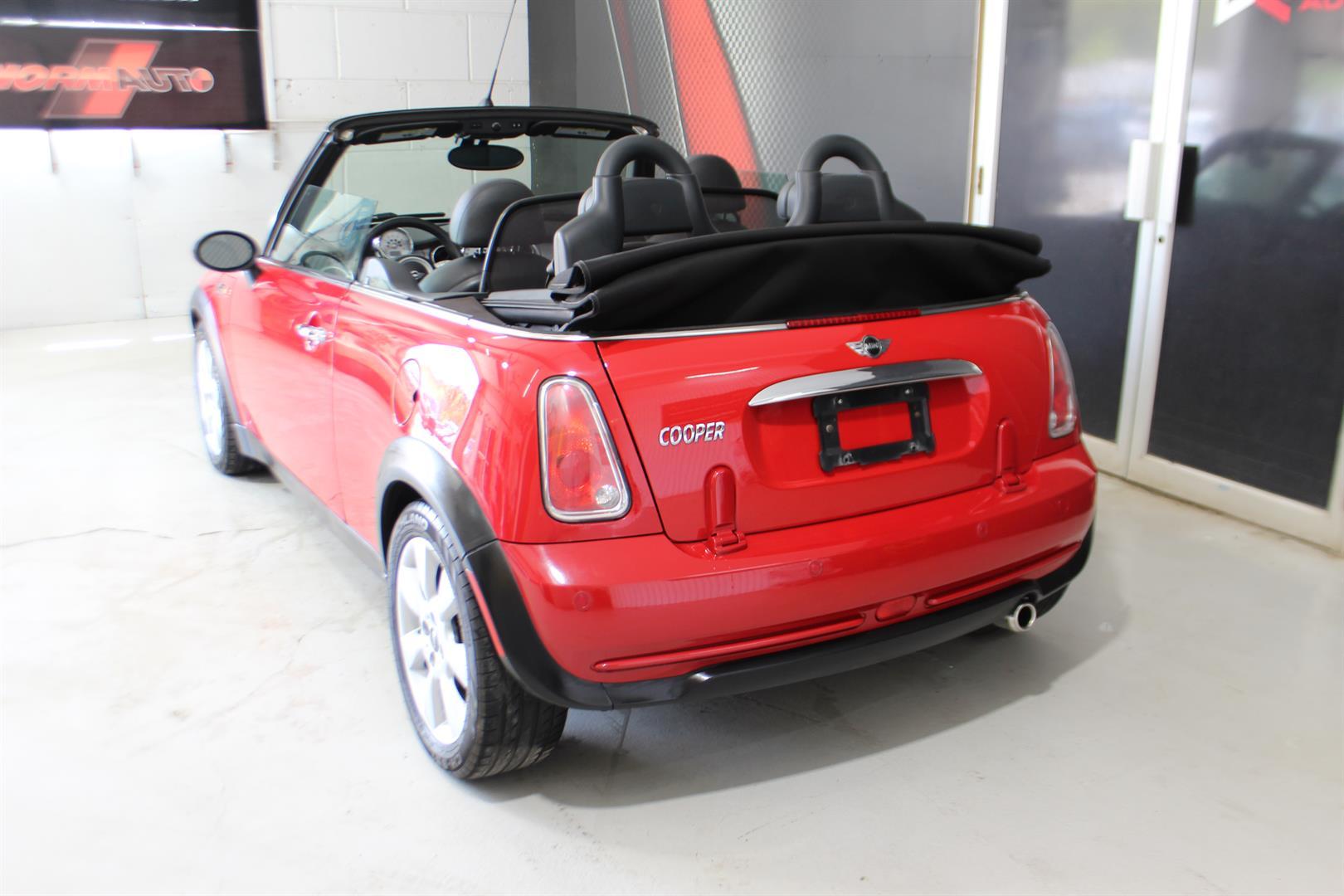 Mini Cooper Convertible 2006 - Image 11