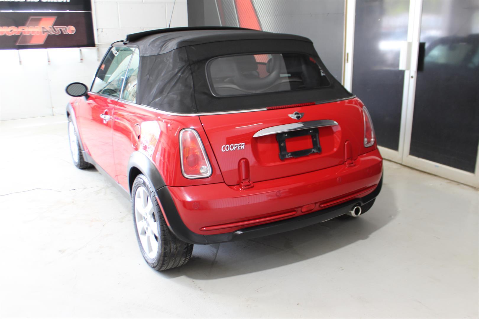 Mini Cooper Convertible 2006 - Image 6