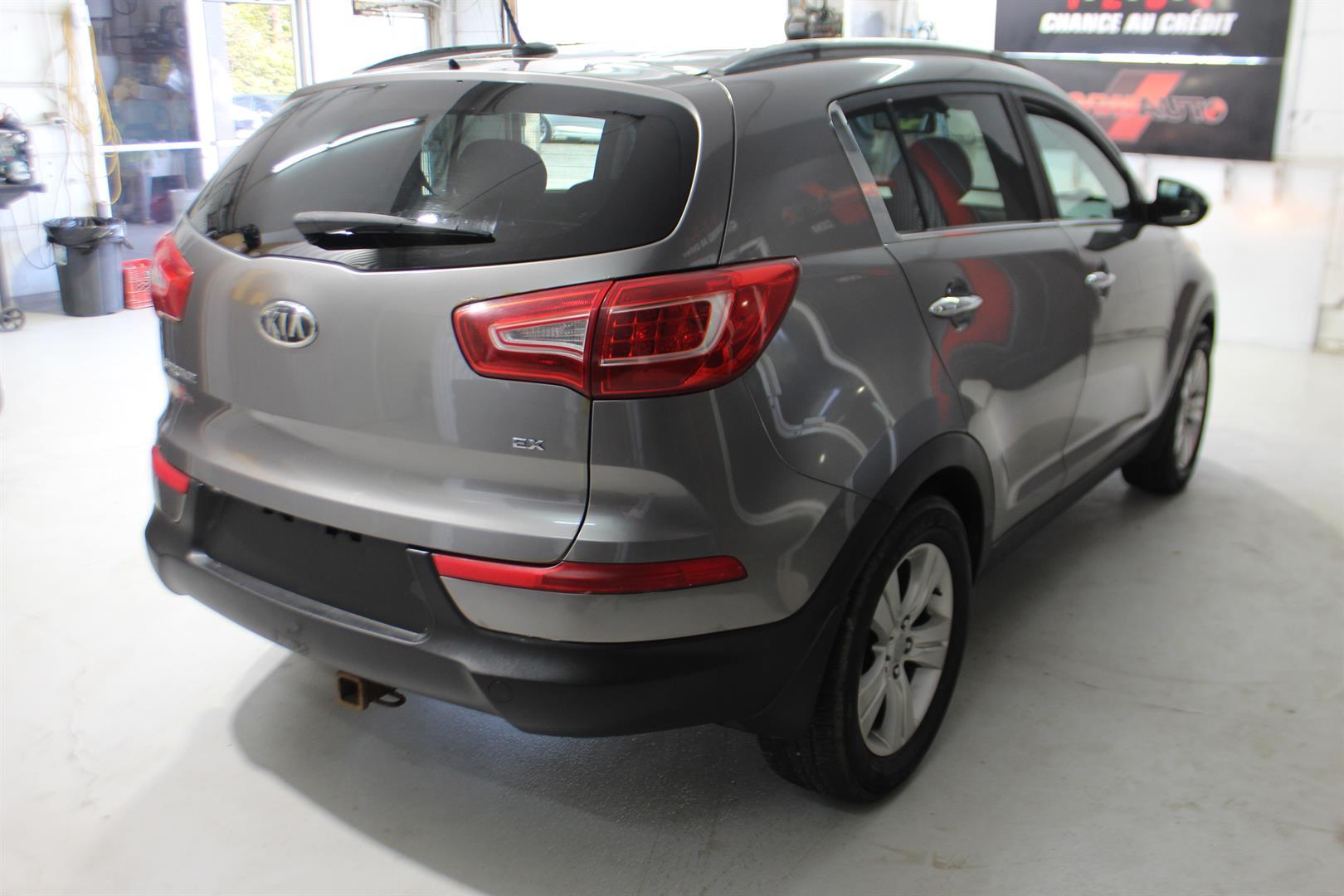 Kia Sportage 2011 - Image 6