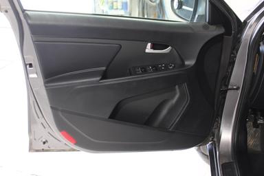 Kia Sportage 2011 - Thumbnail 10