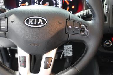 Kia Sportage 2011 - Thumbnail 16
