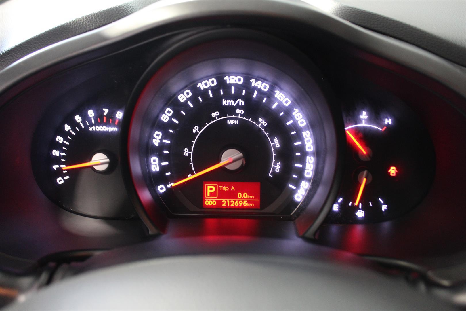 Kia Sportage 2011 - Image 17