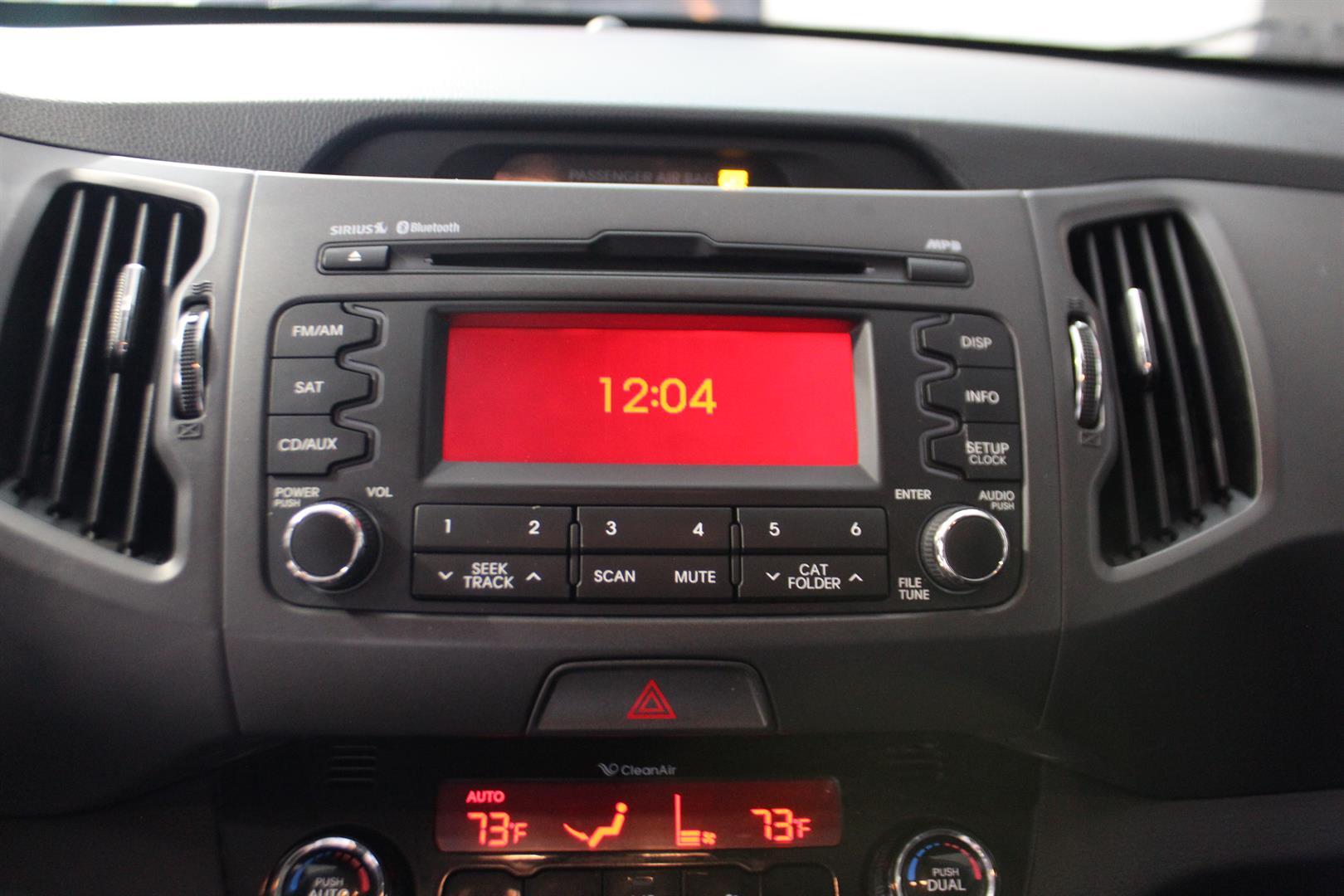 Kia Sportage 2011 - Image 19