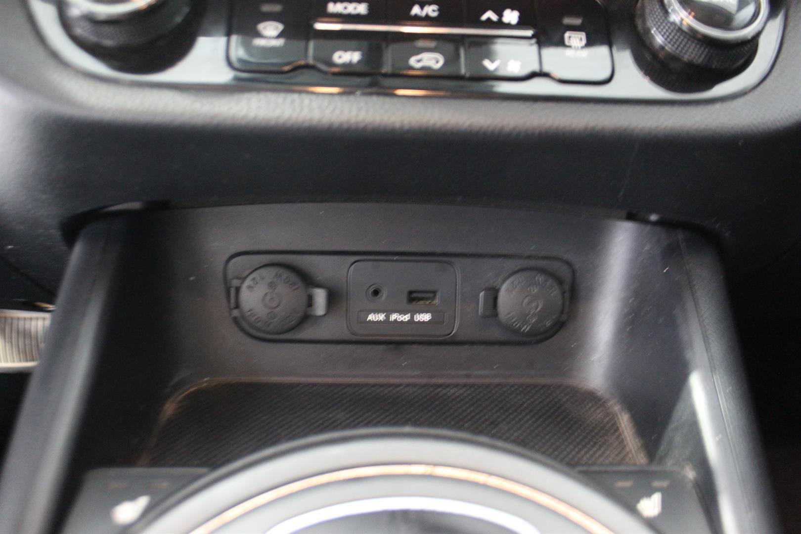 Kia Sportage 2011 - Image 21