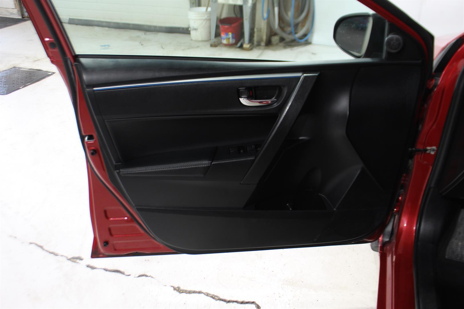 Toyota Corolla 2015 - Image 9