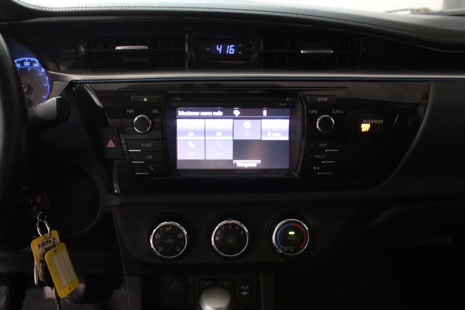 Toyota Corolla 2015 - Image 17