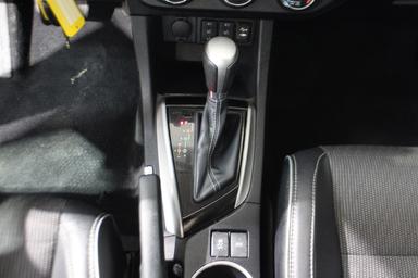 Toyota Corolla 2015 - Thumbnail 21