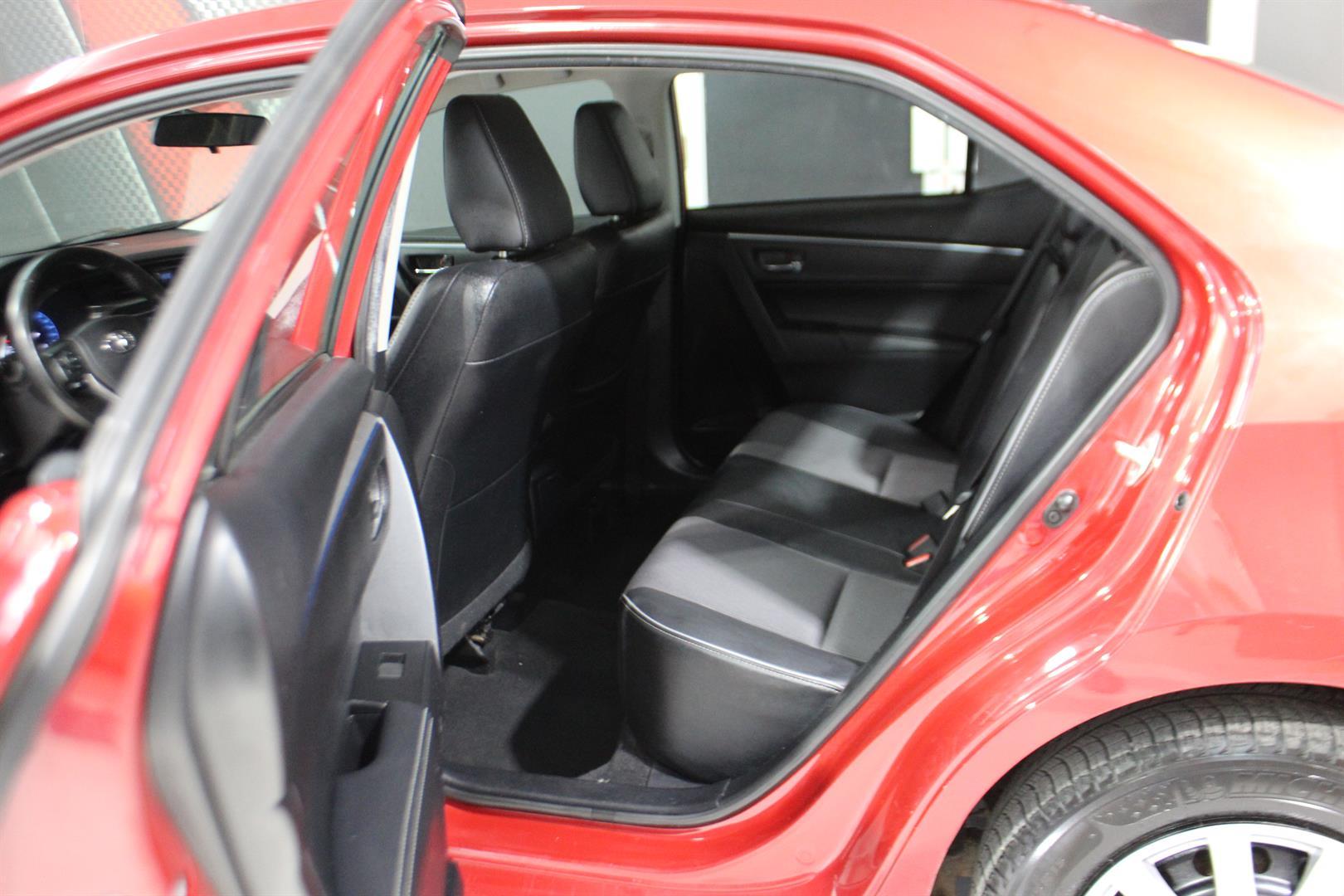 Toyota Corolla 2015 - Image 23