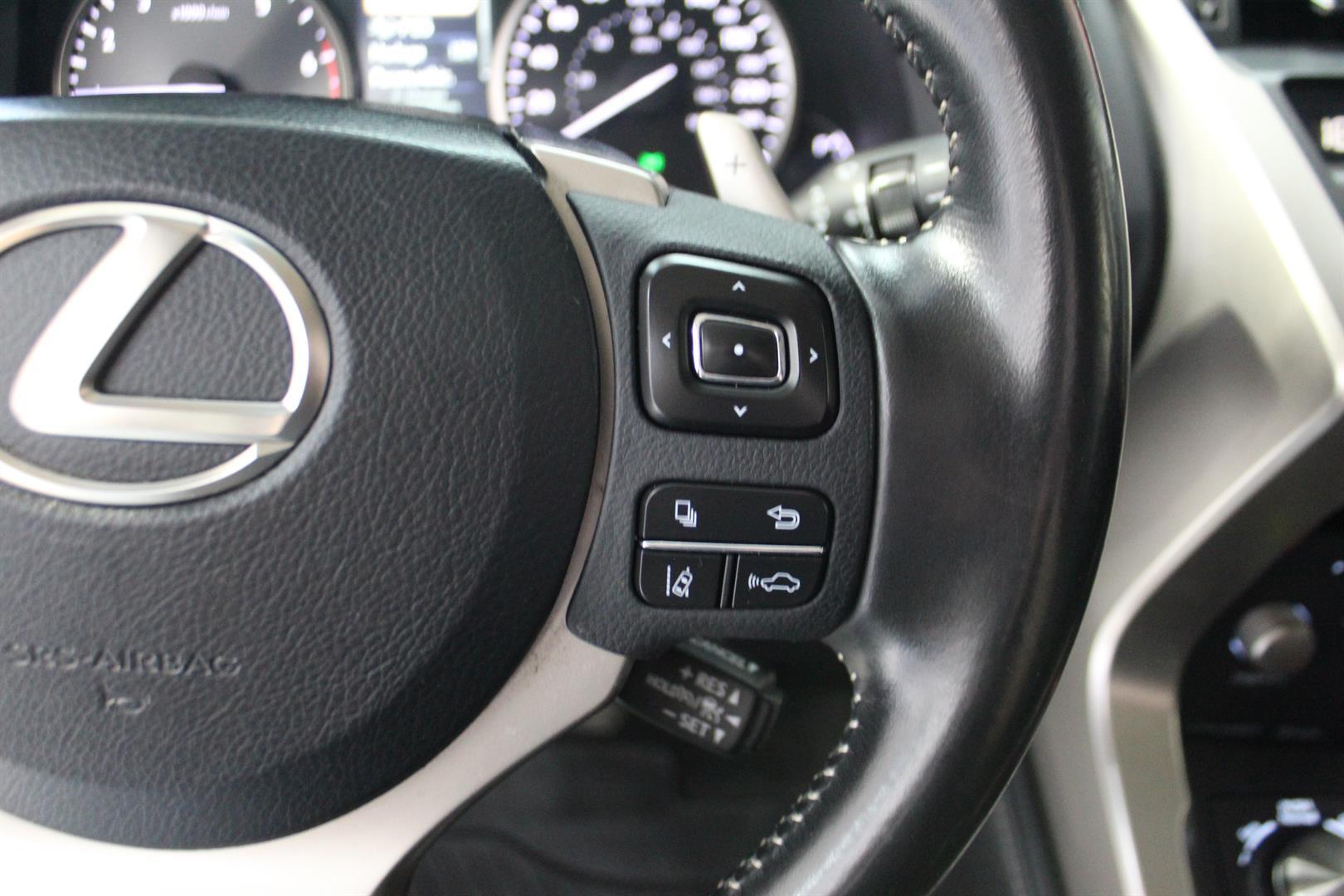 Lexus NX 2019 - Image 17